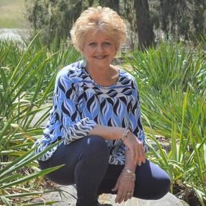 Meet your Posher, Tina